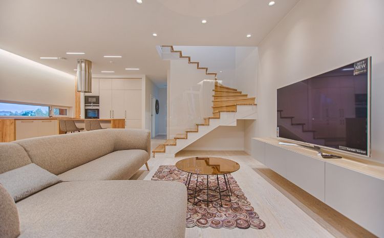 Basement Home Theaters vs. Media Walls: What Fits Your Family (And Budget)