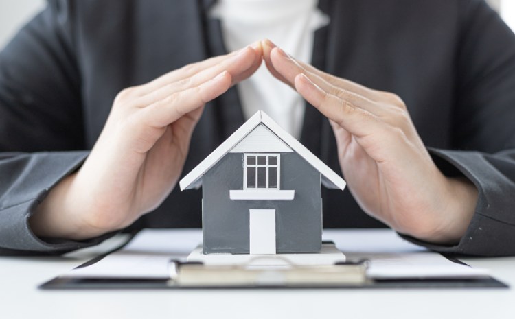 How to File a Roof Insurance Claim in Missouri Without Getting Denied