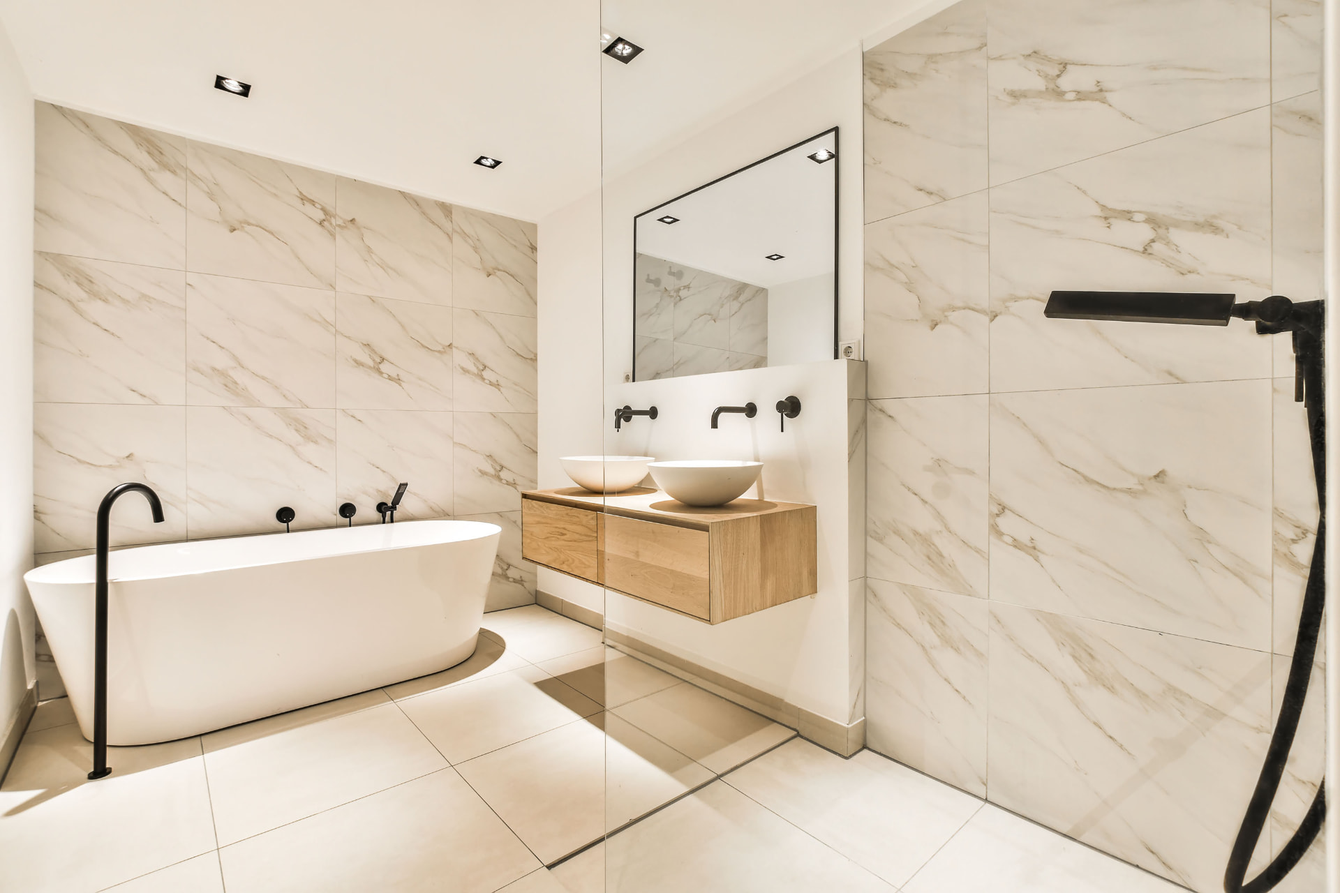 The Best Tile Choices for a Stunning Bathroom Remodel