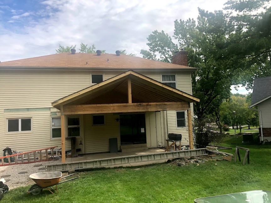 Building Back Porch, Greater St. Louis Area — project photo 9