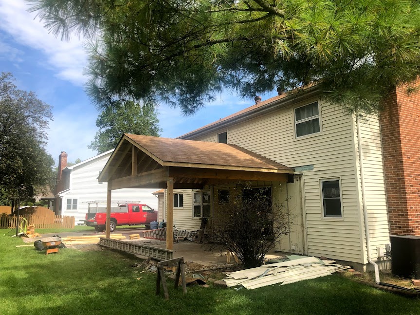 Building Back Porch, Greater St. Louis Area — project photo 11