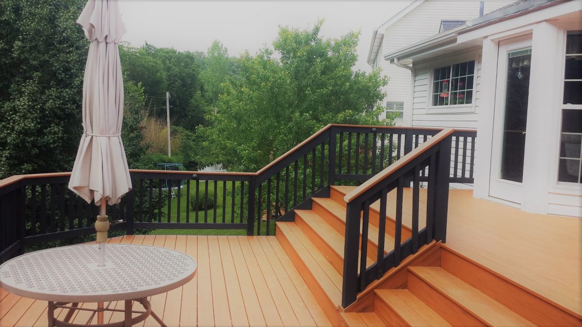 Custom Deck, Valley Park, MO — project photo 1