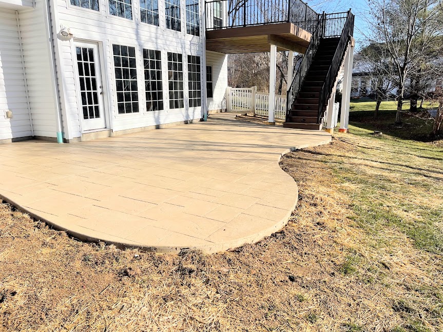 Dan C Deck & Stamped Patio, Chesterfield, MO — project photo 5