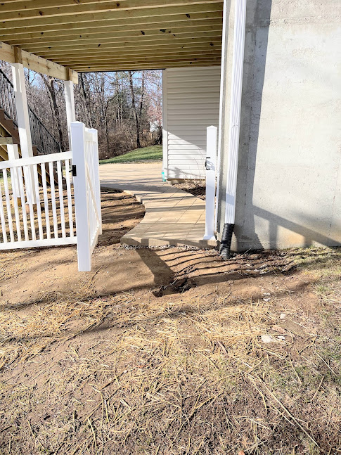 Dan C Deck & Stamped Patio, Chesterfield, MO — project photo 12