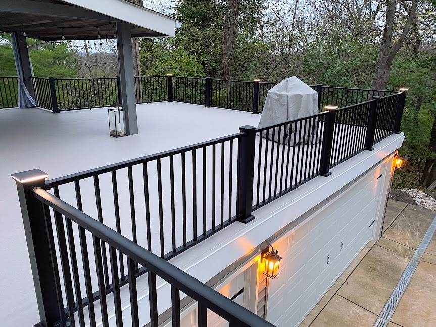 Deck, Railings & Roof, Ladue Road — project photo 4