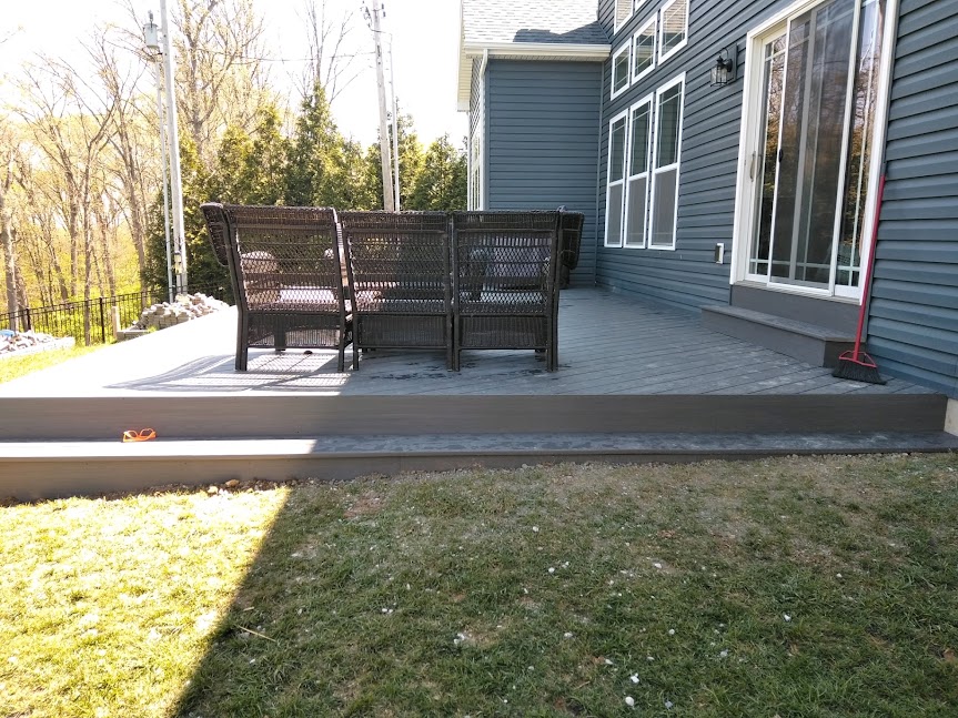 Fenton Azek Deck, Fenton, MO — project photo 1