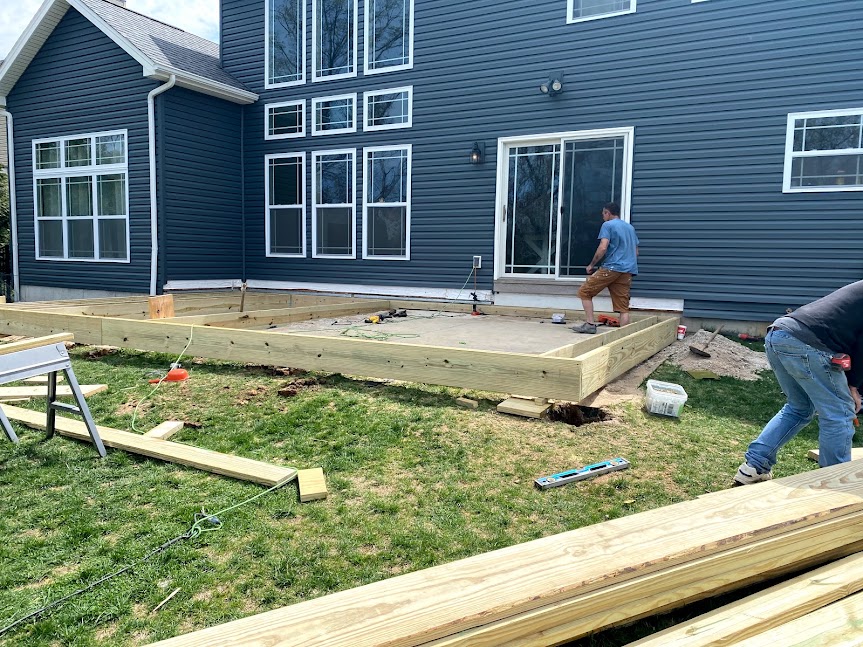 Fenton Azek Deck, Fenton, MO — project photo 9