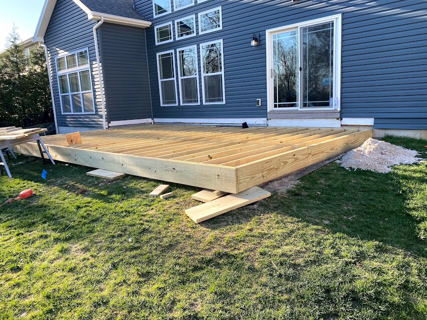 Fenton Azek Deck, Fenton, MO — project photo 10