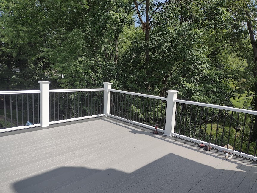 Lavin Deck, Clarkson Valley, MO — project photo 43