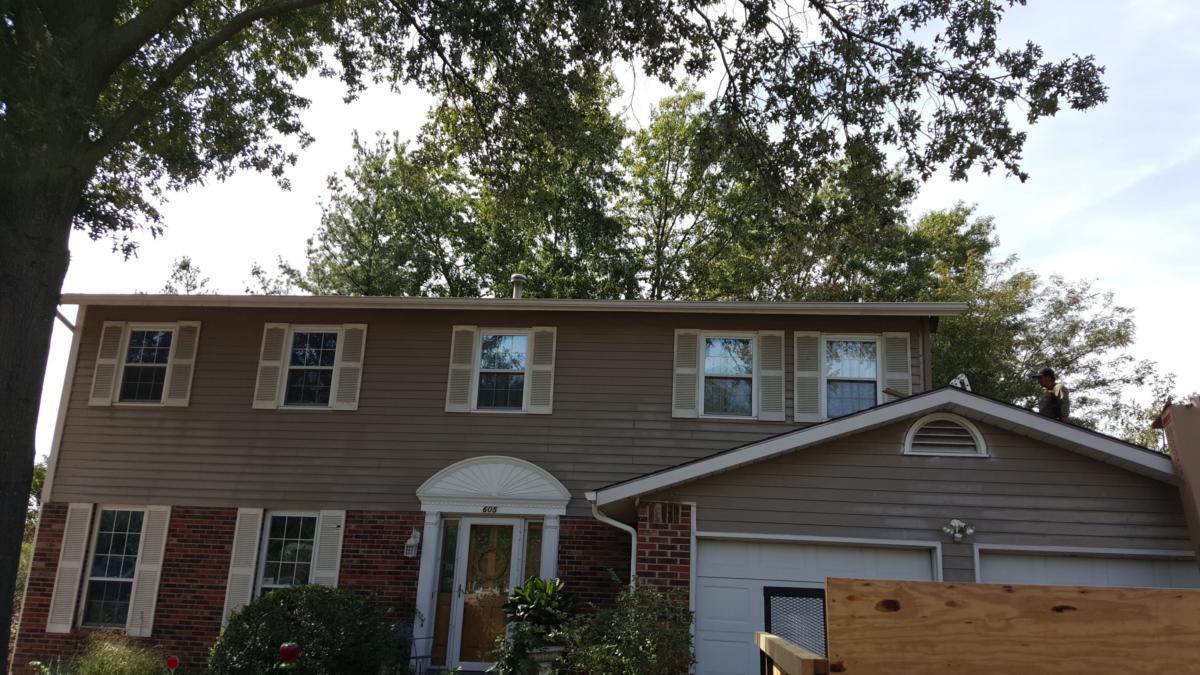 Siding, Gutters, Soffit, Fascia, Garage & Inside Stairs, Valley Park, MO — project photo 7